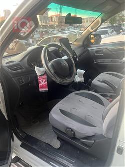ميتسوبيشي L200